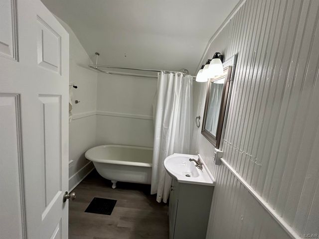 705 College Avenue, Adrian, MI 49221