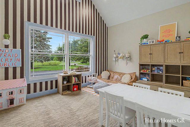 5327 Canyon River Drive Ne, Cannon Twp, MI 49301