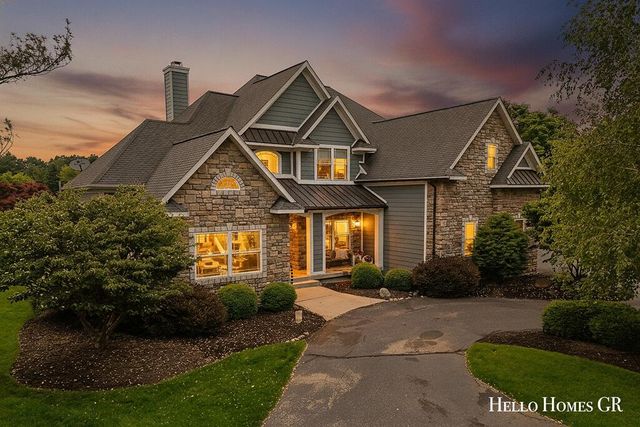 5327 Canyon River Drive Ne, Cannon Twp, MI 49301