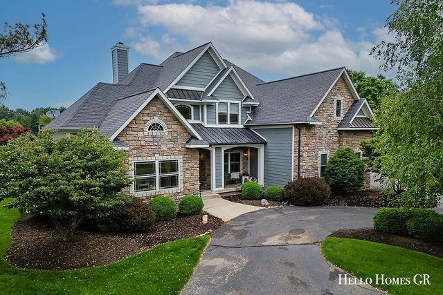5327 Canyon River Drive Ne, Cannon Twp, MI 49301