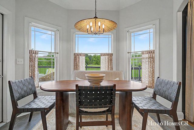 5327 Canyon River Drive Ne, Cannon Twp, MI 49301