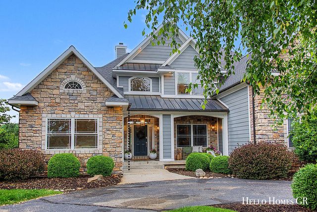 5327 Canyon River Drive Ne, Cannon Twp, MI 49301