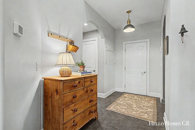 5327 Canyon River Drive Ne, Cannon Twp, MI 49301