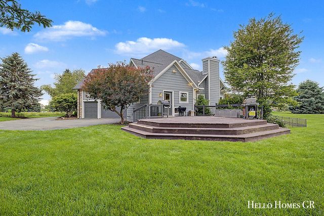 5327 Canyon River Drive Ne, Cannon Twp, MI 49301