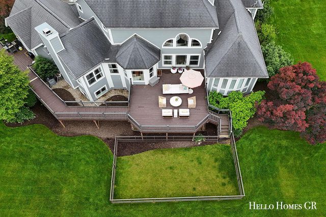 5327 Canyon River Drive Ne, Cannon Twp, MI 49301