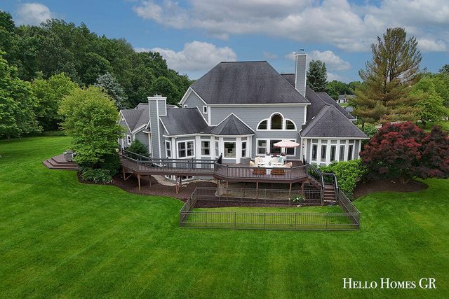 5327 Canyon River Drive Ne, Cannon Twp, MI 49301