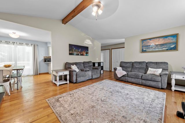 6580 Swartout Road, Clay, MI 48001