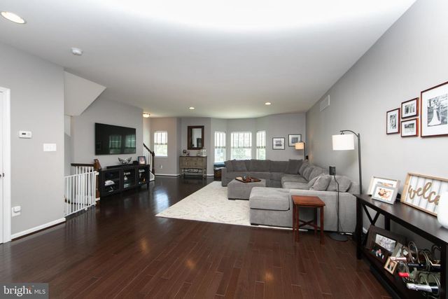 7 LANI LN, Marlton, NJ 08053