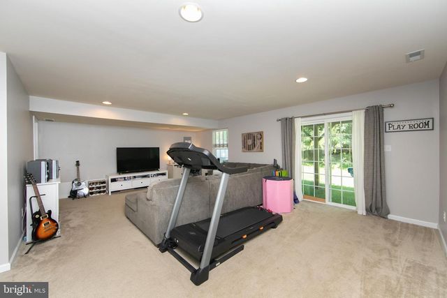 7 LANI LN, Marlton, NJ 08053