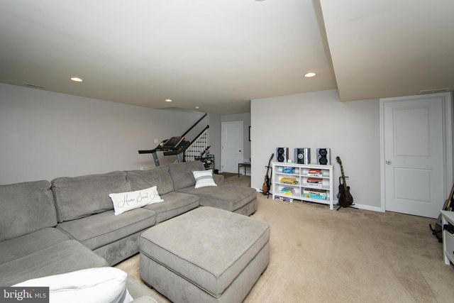 7 LANI LN, Marlton, NJ 08053