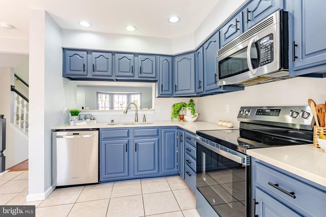 43955 MINTHILL TER, Ashburn, VA 20147