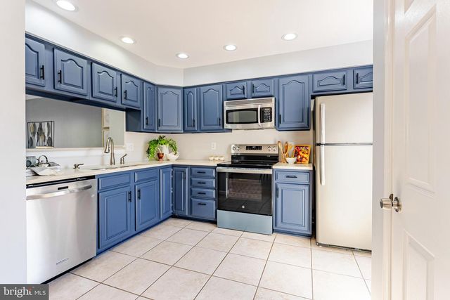 43955 MINTHILL TER, Ashburn, VA 20147