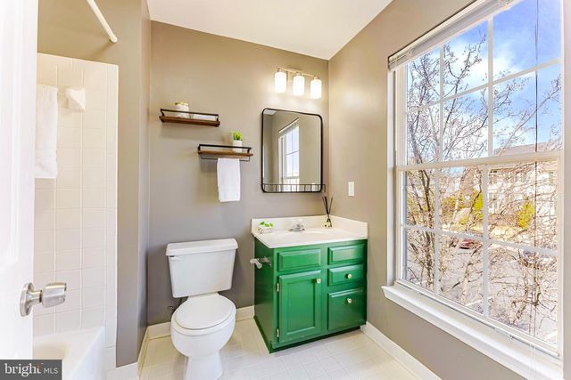 43955 MINTHILL TER, Ashburn, VA 20147