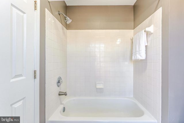 43955 MINTHILL TER, Ashburn, VA 20147