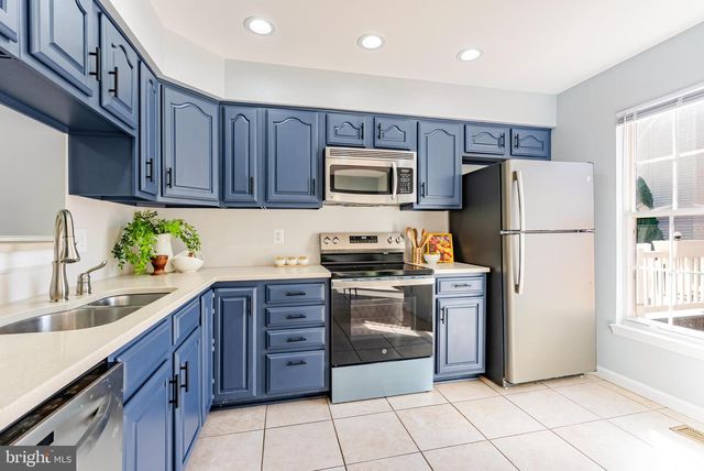 43955 MINTHILL TER, Ashburn, VA 20147