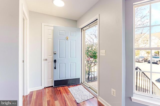 43955 MINTHILL TER, Ashburn, VA 20147