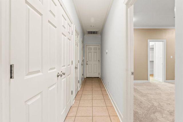 124 Nantucket Loop, Maumelle, AR 72113