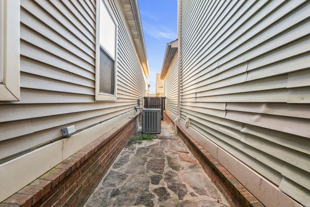 124 Nantucket Loop, Maumelle, AR 72113