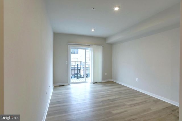 44531 WOLFHOUND SQ, Ashburn, VA 20147