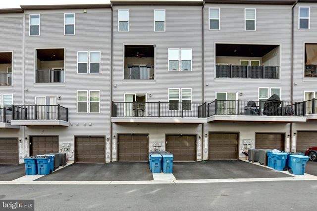 44531 WOLFHOUND SQ, Ashburn, VA 20147