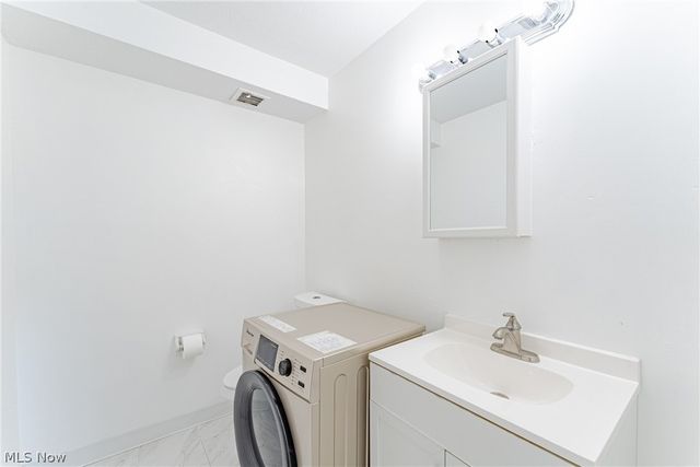 22051 River Oaks Drive B11, Rocky River, OH 44116