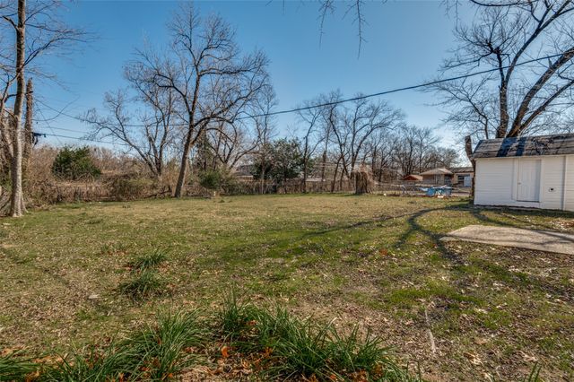 826 W Laramie Lane, Dallas, TX 75217