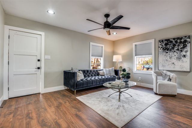 826 W Laramie Lane, Dallas, TX 75217