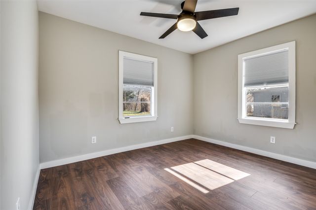 826 W Laramie Lane, Dallas, TX 75217