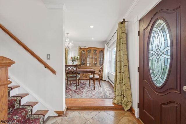 35 Bedford St, East Orange City, NJ 07018