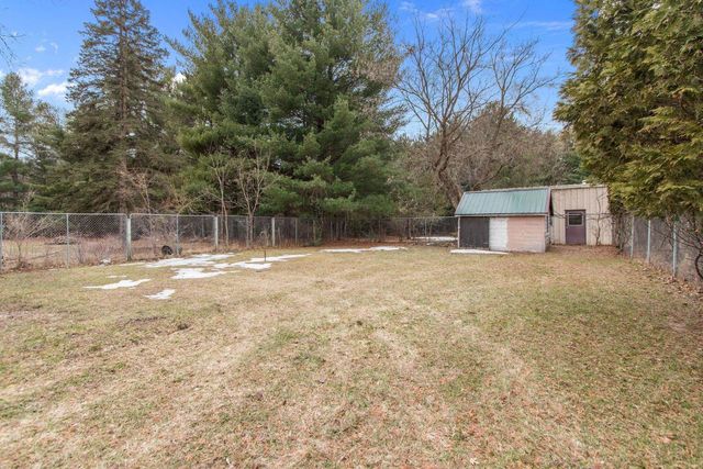 236 CHURCH AVENUE, Redgranite, WI 54970