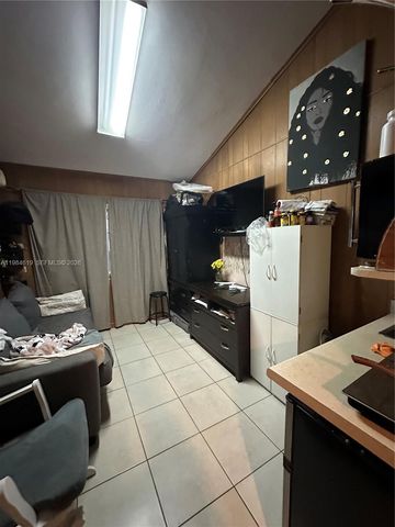 3170 SW 19th Ter, Miami, FL 33145