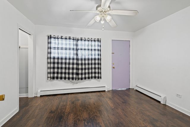 44 King Arthur Court 7, Northlake, IL 60164