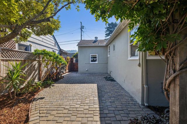 1061 Granada Street, Belmont, CA 94002