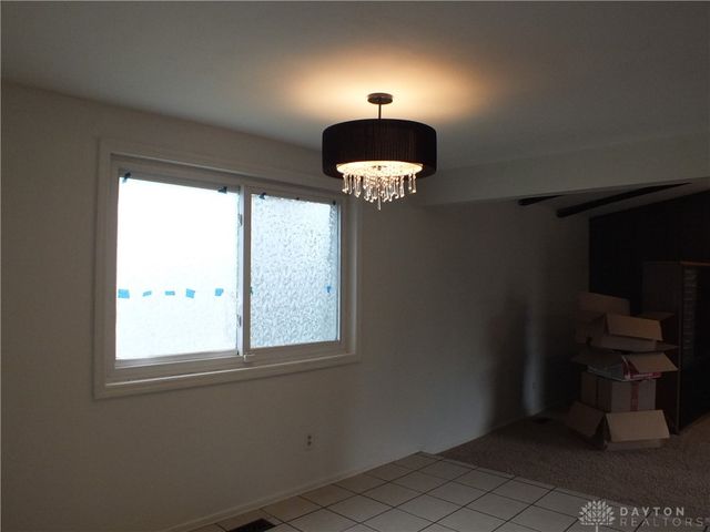 5582 Camerford Drive, Dayton, OH 45424