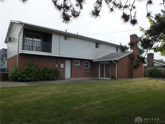 5582 Camerford Drive, Dayton, OH 45424