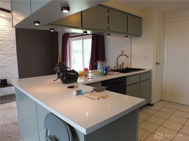 5582 Camerford Drive, Dayton, OH 45424