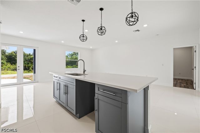 1004 E 10th ST, Lehigh Acres, FL 33972