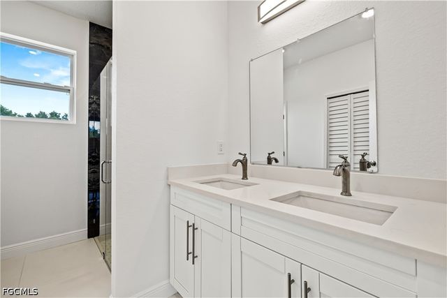 1004 E 10th ST, Lehigh Acres, FL 33972