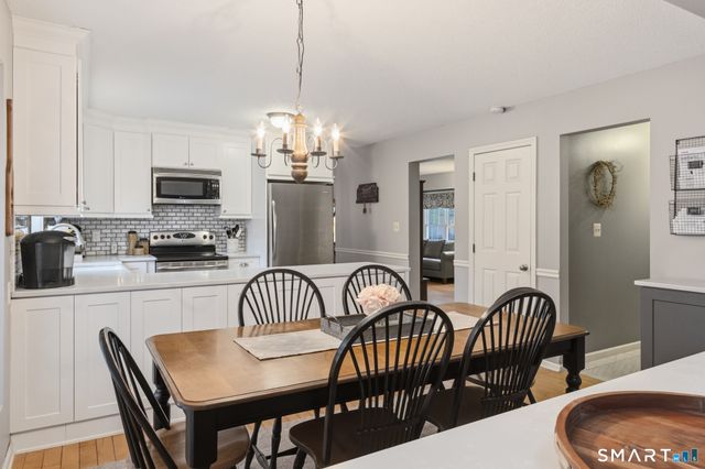 18 Partridgetown Road, Naugatuck, CT 06770