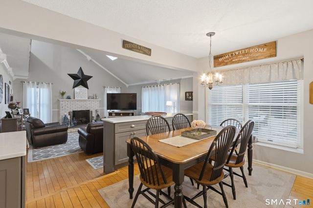 18 Partridgetown Road, Naugatuck, CT 06770