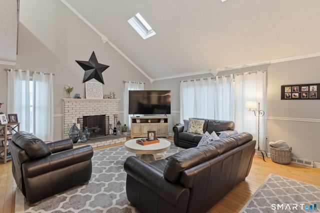 18 Partridgetown Road, Naugatuck, CT 06770