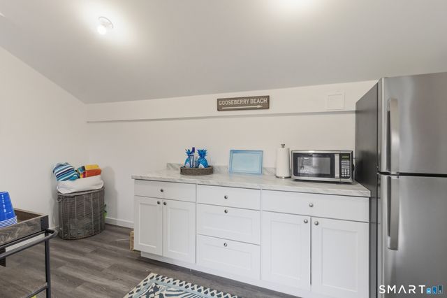 18 Partridgetown Road, Naugatuck, CT 06770