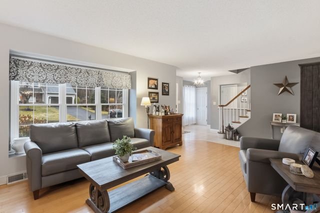 18 Partridgetown Road, Naugatuck, CT 06770