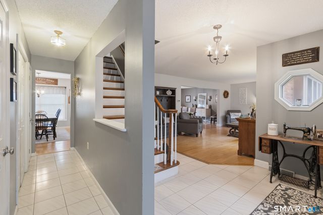 18 Partridgetown Road, Naugatuck, CT 06770