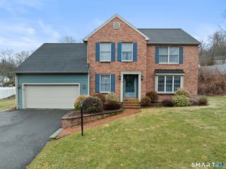 18 Partridgetown Road, Naugatuck, CT 06770