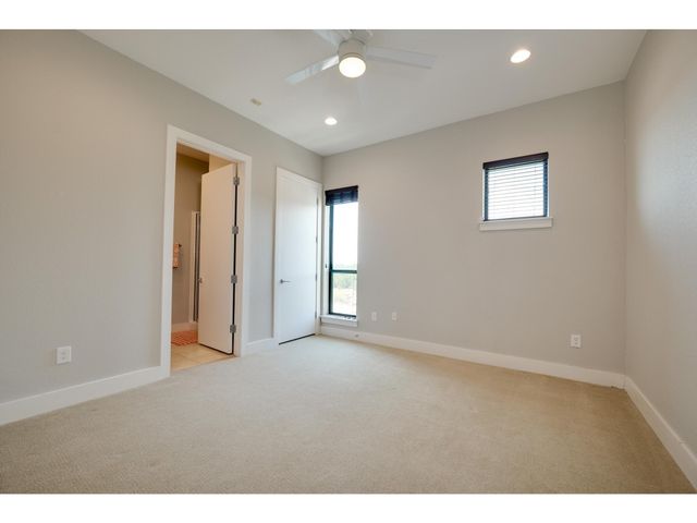 1101 Ivean Pearson RD A203, Lago Vista, TX 78645