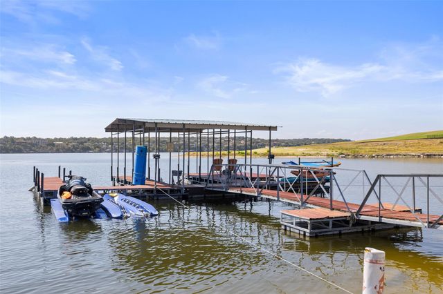 1101 Ivean Pearson RD A203, Lago Vista, TX 78645