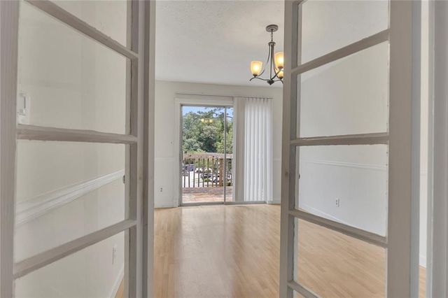 697 Anderson Walk, Marietta, GA 30062