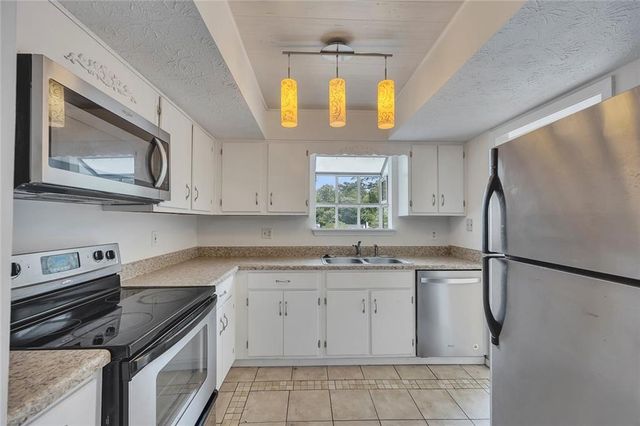697 Anderson Walk, Marietta, GA 30062