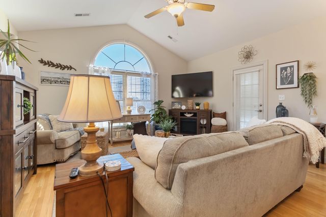 90 W Saddlebrook Drive, Somerset, KY 42503